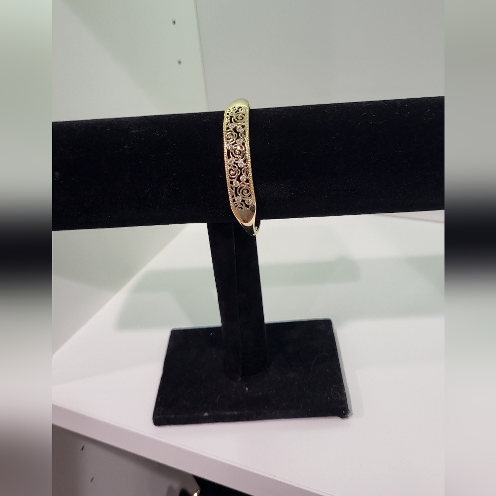 Xuping Gold Minimalist Bracelet Jewelry